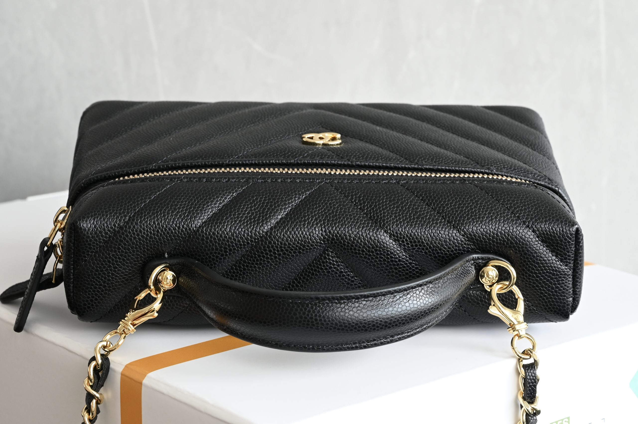 bolso Vanity de Chanel - Image 4