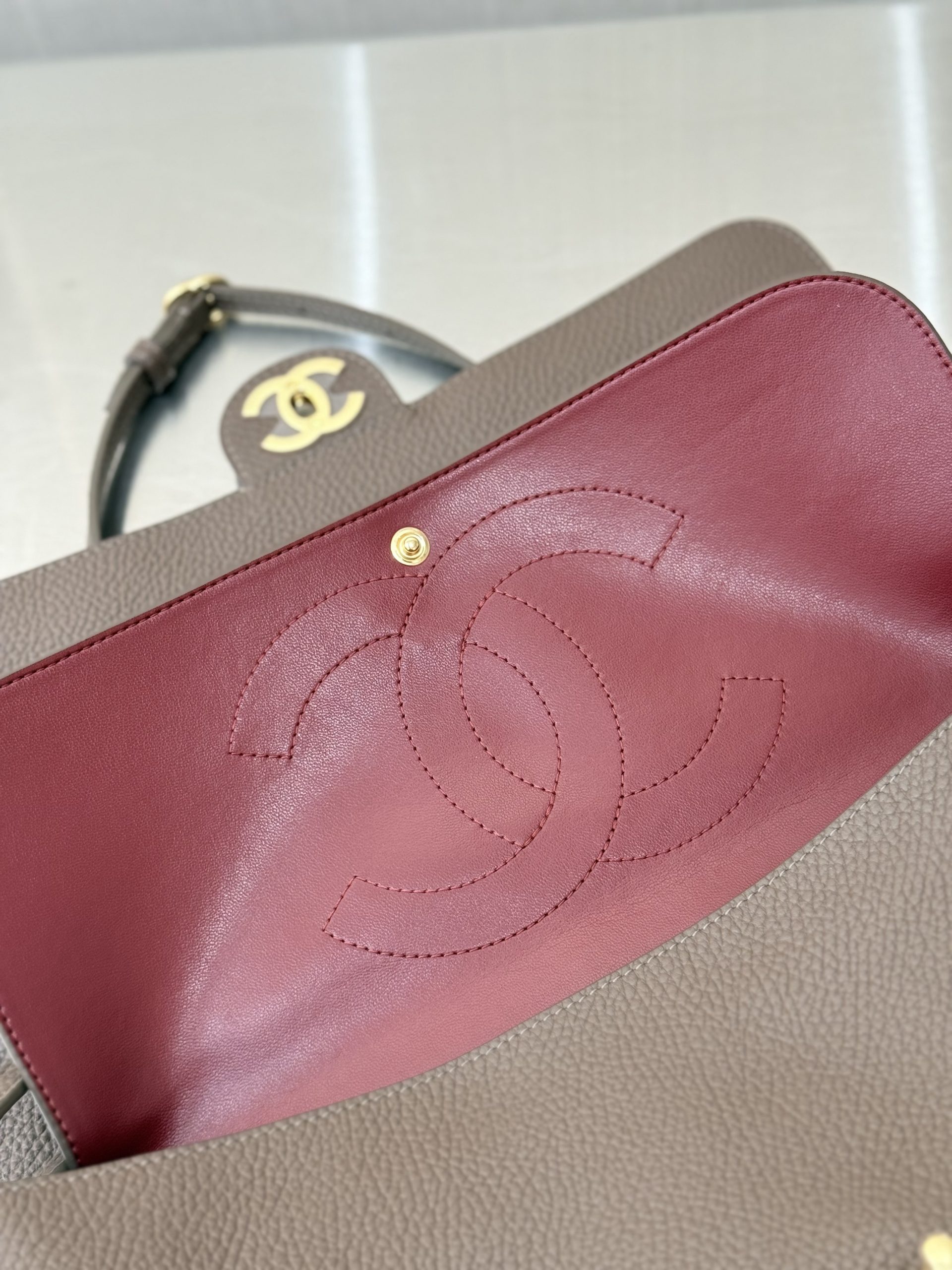 Bolso Maxi con solapa chanel - Image 5