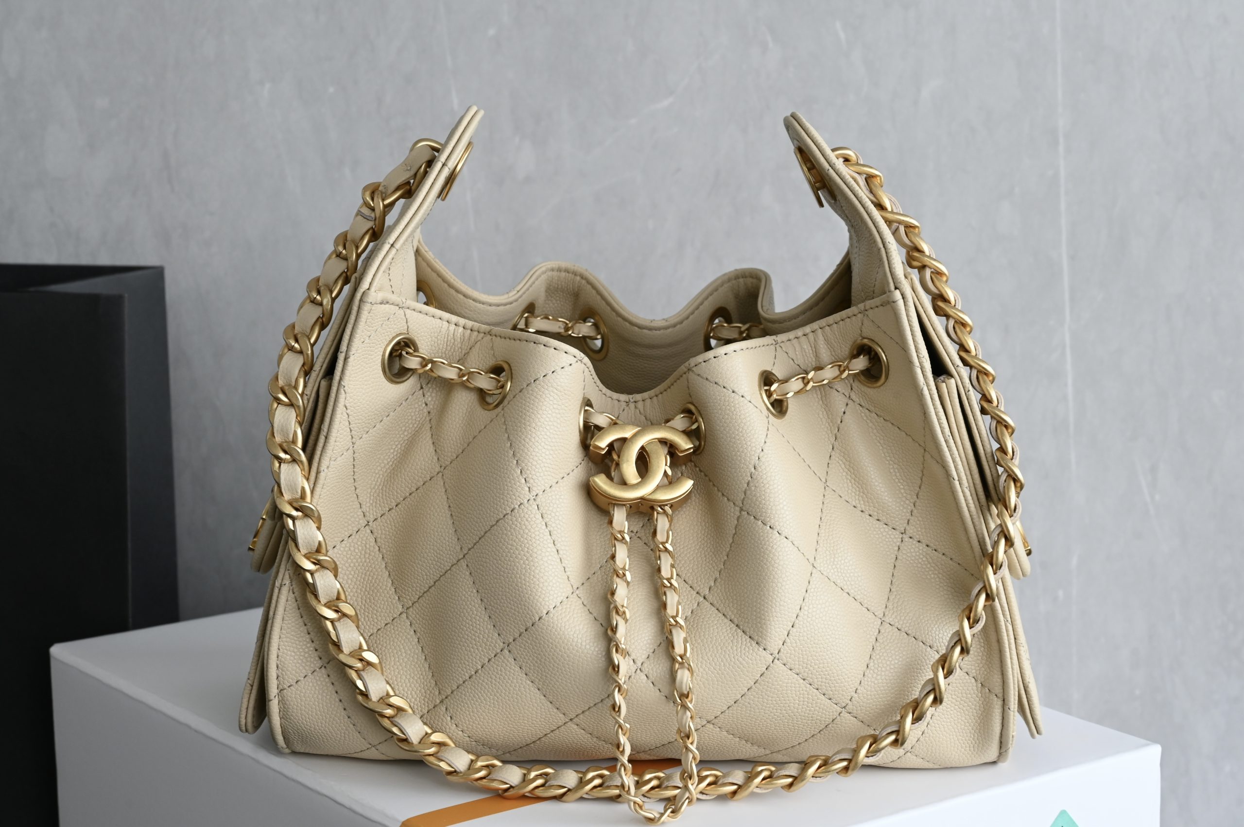 Bolso Chanel 25 Mini Hobo