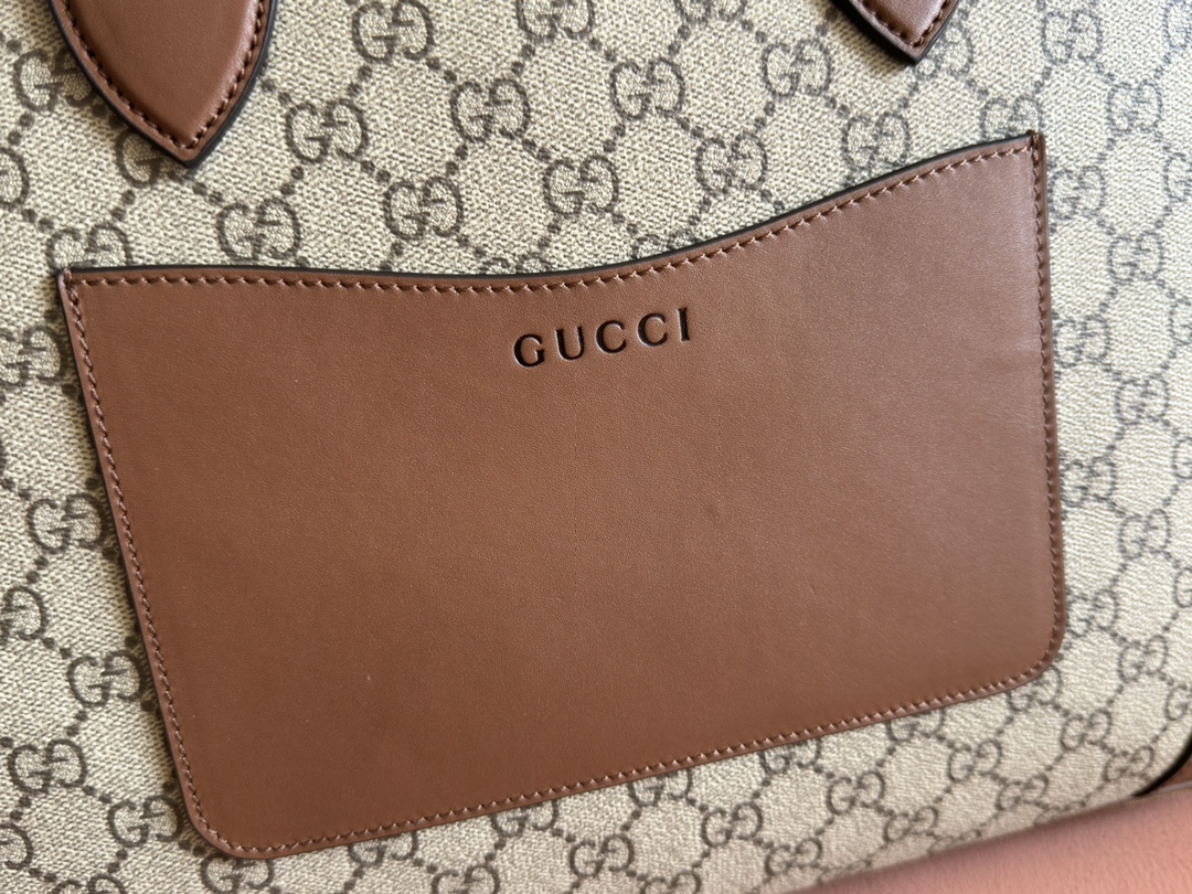 Maletín mediano Gucci con emblema GG - Image 6