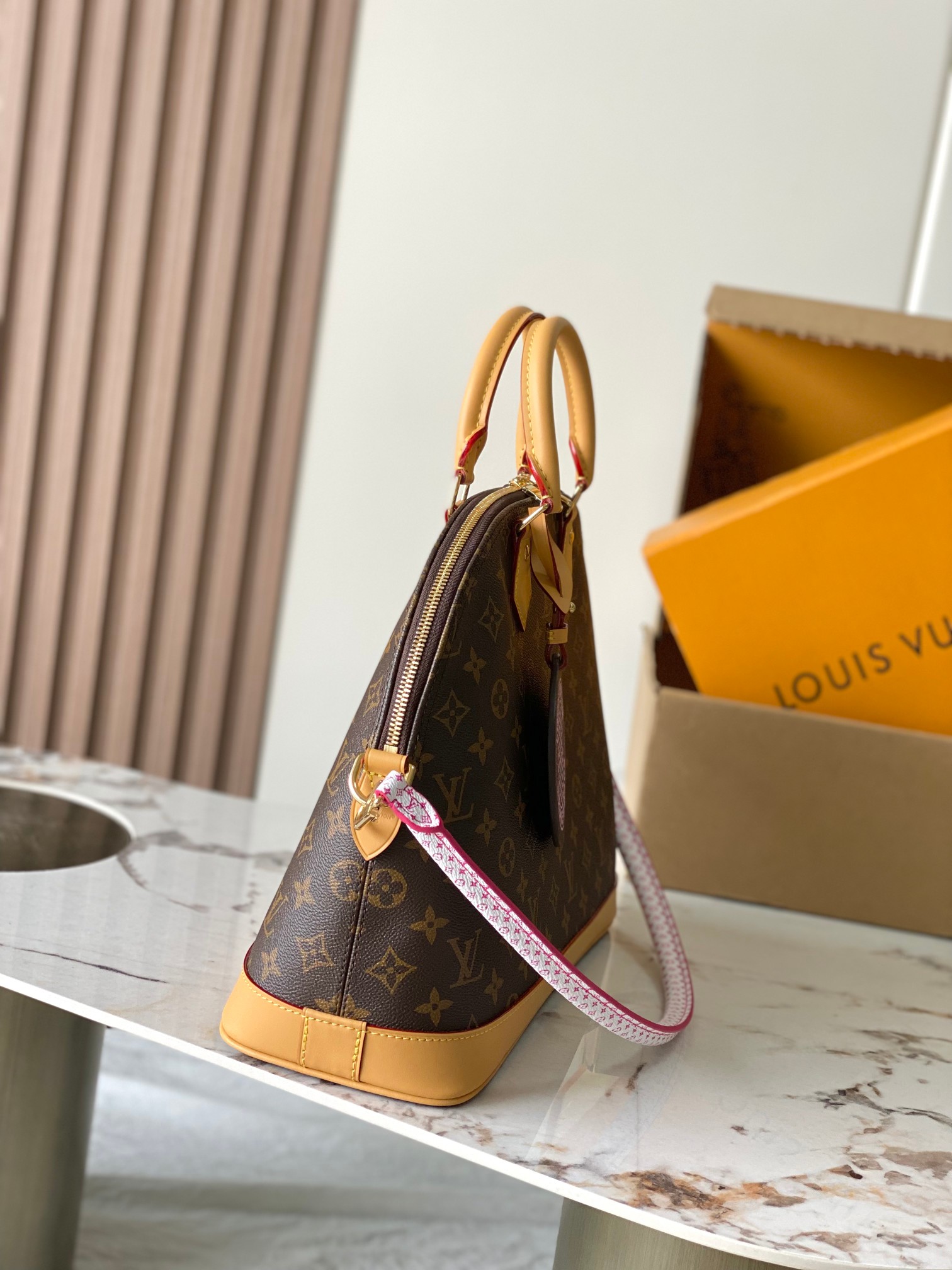 Bolso Louis Vuitton Alma PM - Image 9