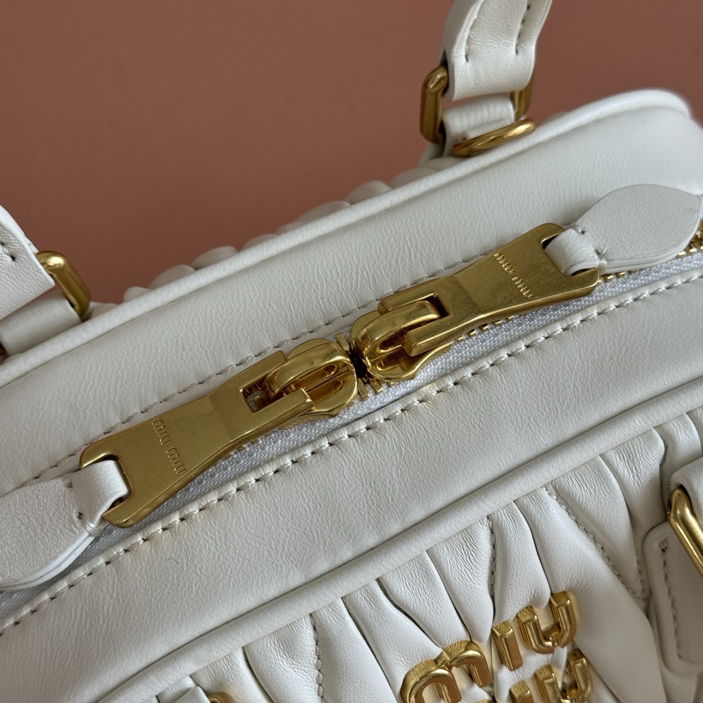 Bolso de mano/bandolera Miu Miu Arcadie blanco - Image 8