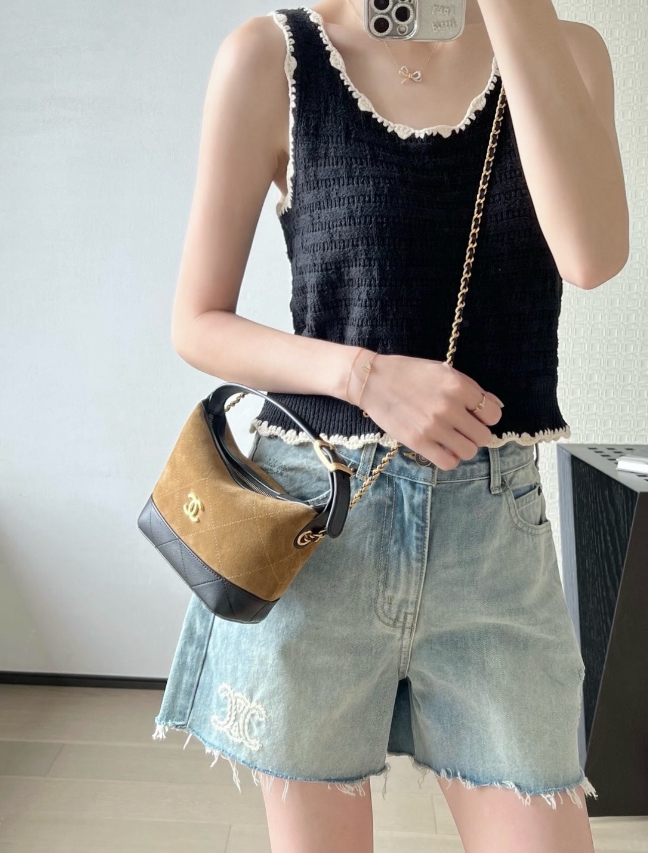 Bolso Hobo Pequeño Chanel 26S - Image 9