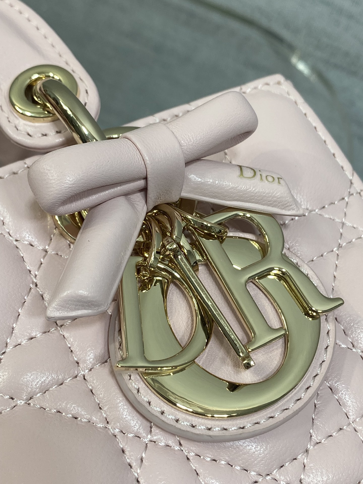 Dior Lady Dior Este-Oeste Pequeño 7 Dior Lady Dior Este-Oeste Pequeño - Image 7
