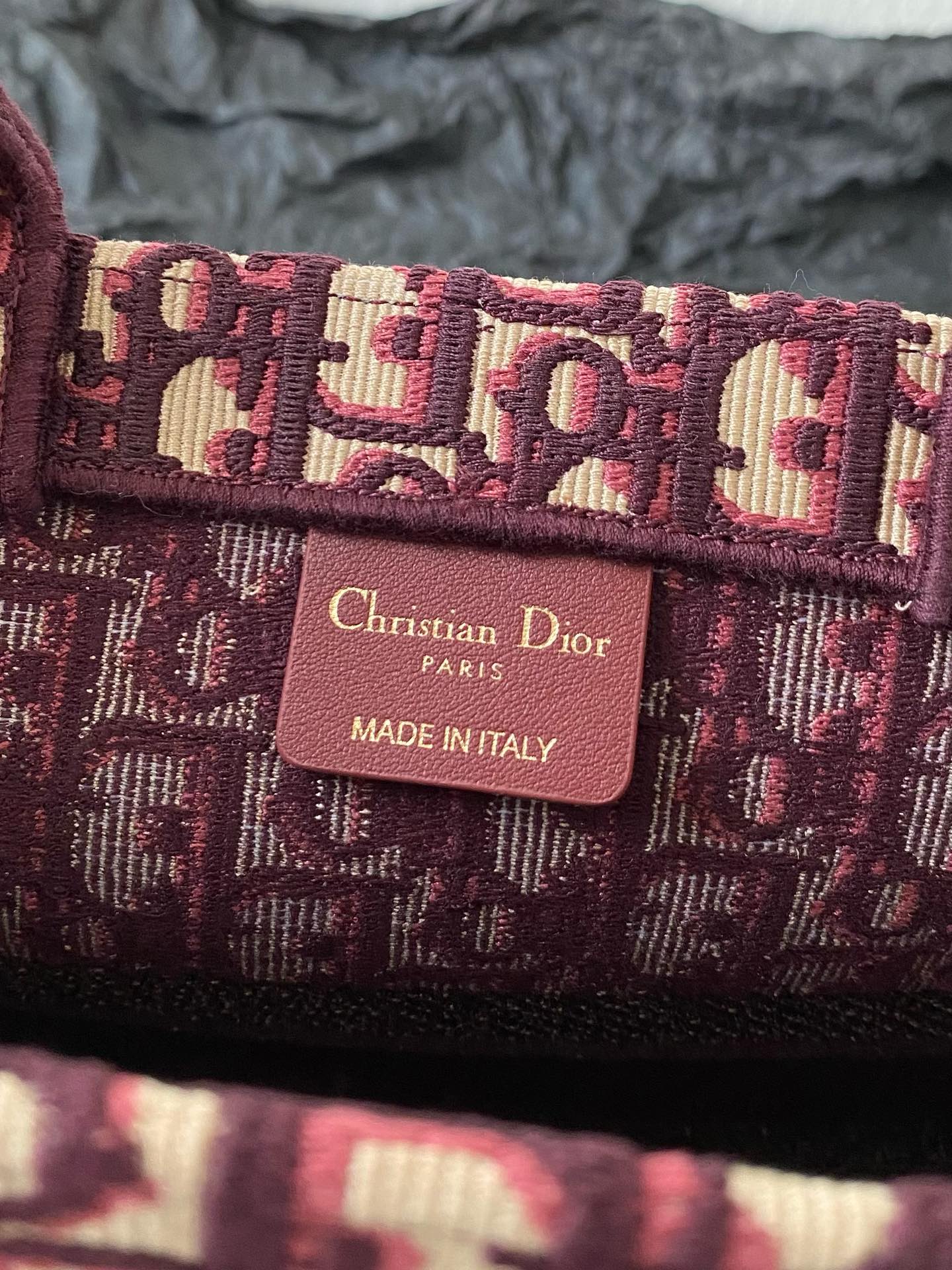 Bolso Dior Book Tote Mediano - Image 8