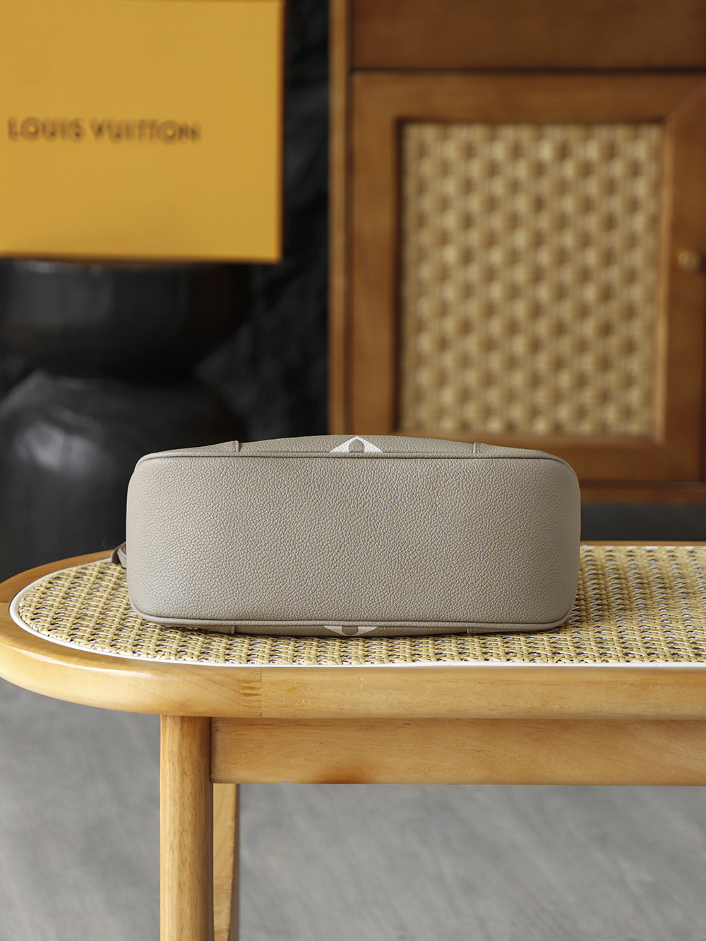 Bolso Boulogne de Louis Vuitton en piel de vaca estampada Monograma Giant - Image 6
