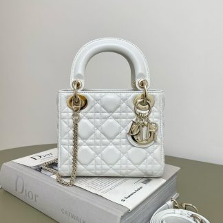 Mini bolso Lady Dior blanco