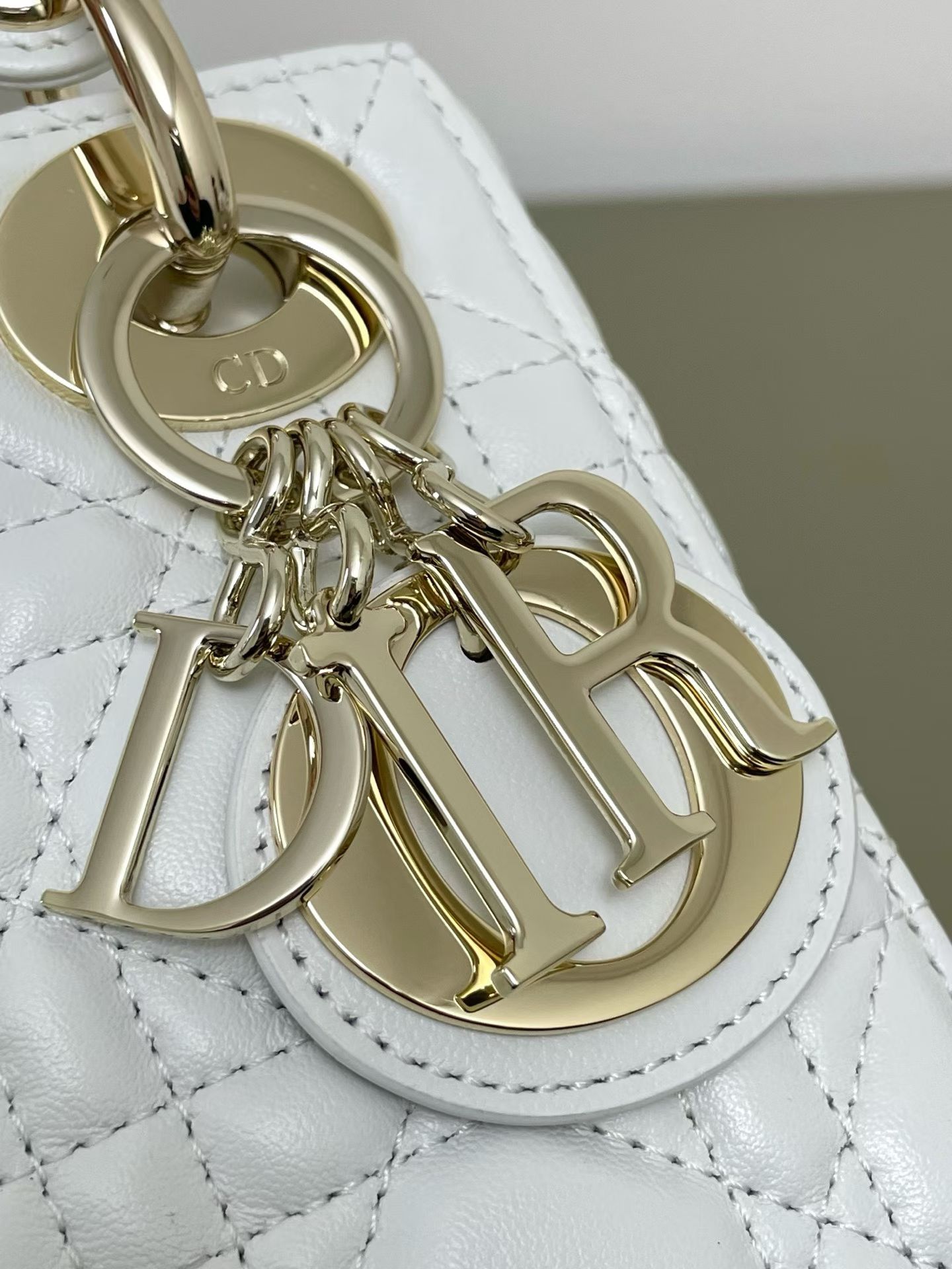 Mini bolso Lady Dior blanco - Image 5