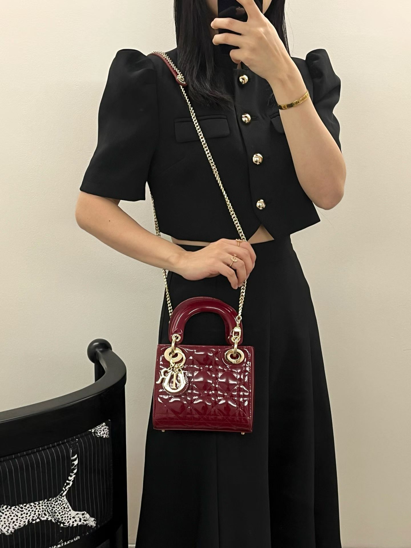 Bolso Lady Dior Pequeño 3 cannages en piel de charol - Image 5