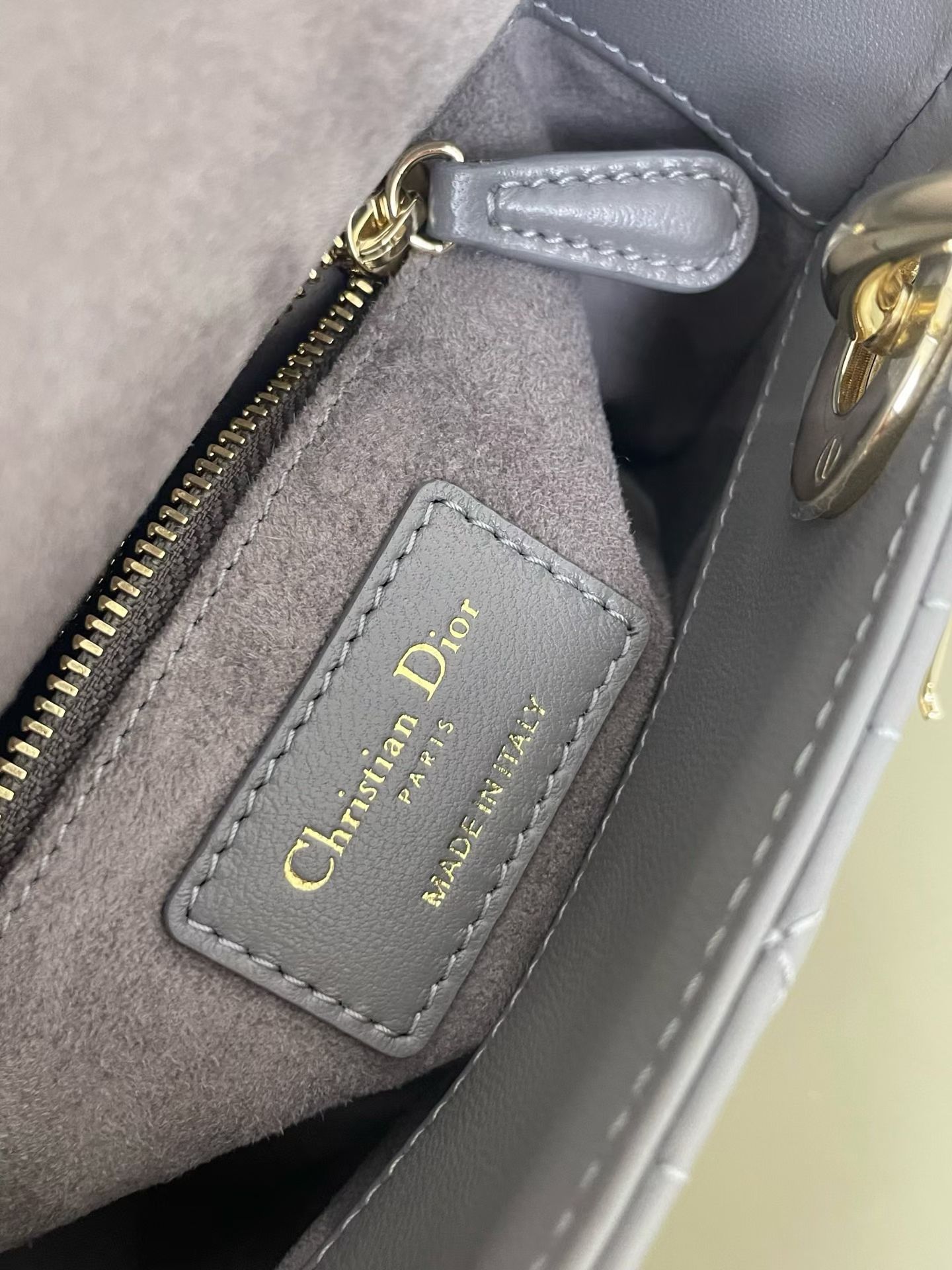 Bolso Lady Dior Pequeño 3 cannages Gris piedra 6 Bolso Lady Dior Pequeño 3 cannages Gris piedra - Image 6