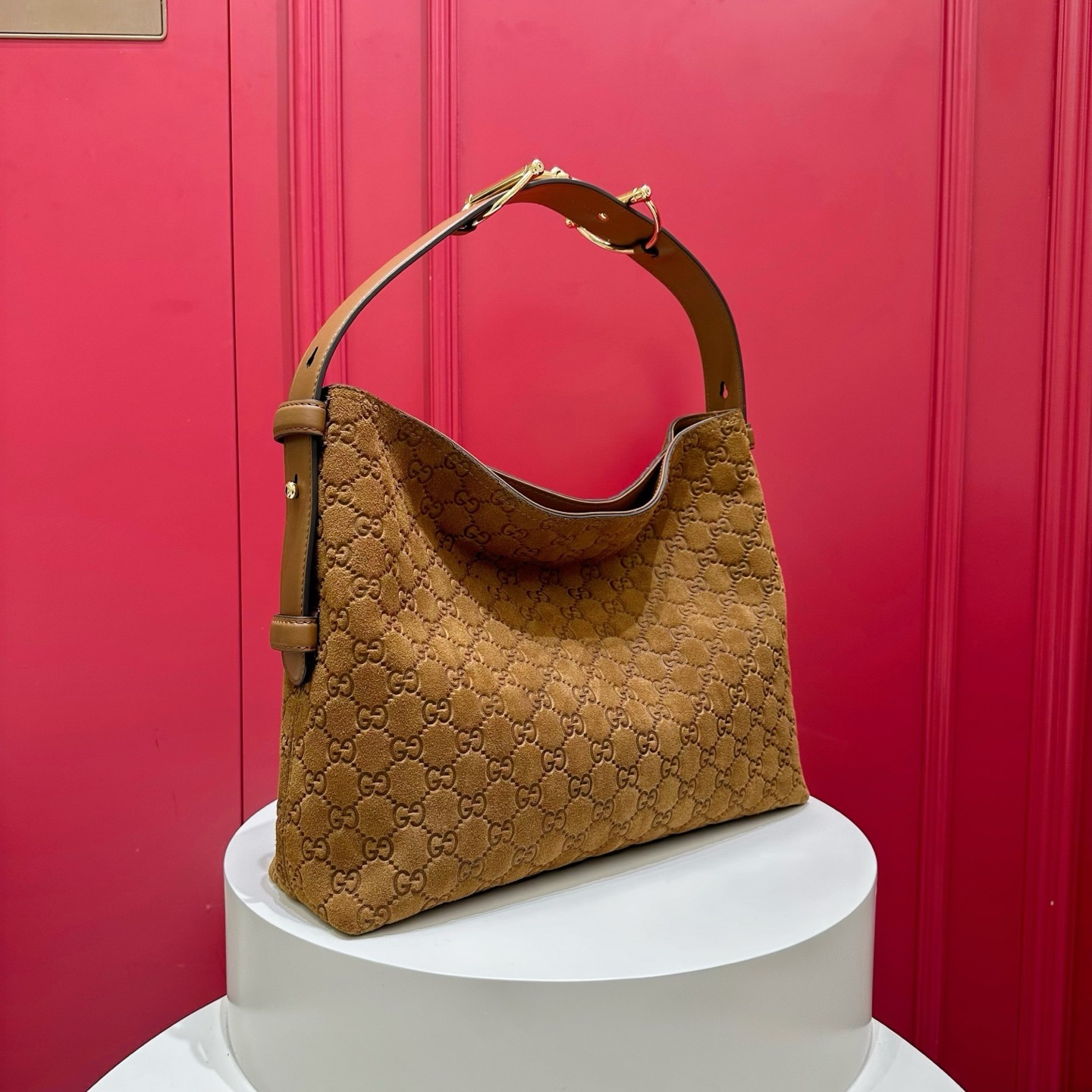Bolso Tote Maxi Beatrix con Horsebit de Gucci en Ante GG - Image 6