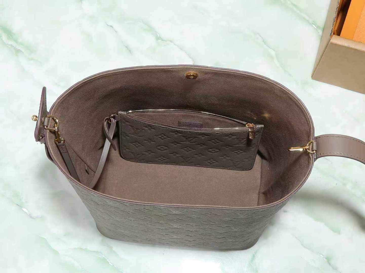 Bolso All In One MM Monogram Empreinte - Image 8