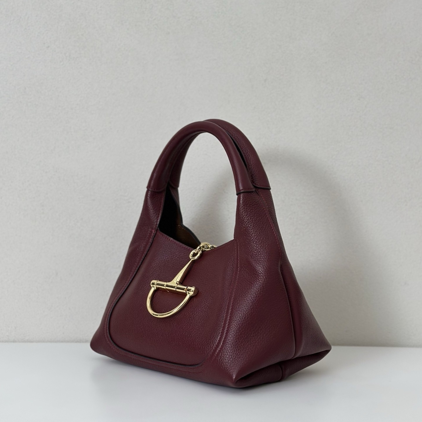 Bolso Softbit de cuero con asa superior - Image 2