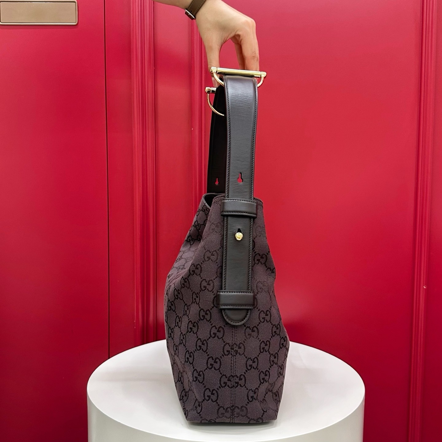 Bolso Hobo Maxi Beatrix con detalle Horsebit, lona GG beige original - Image 5