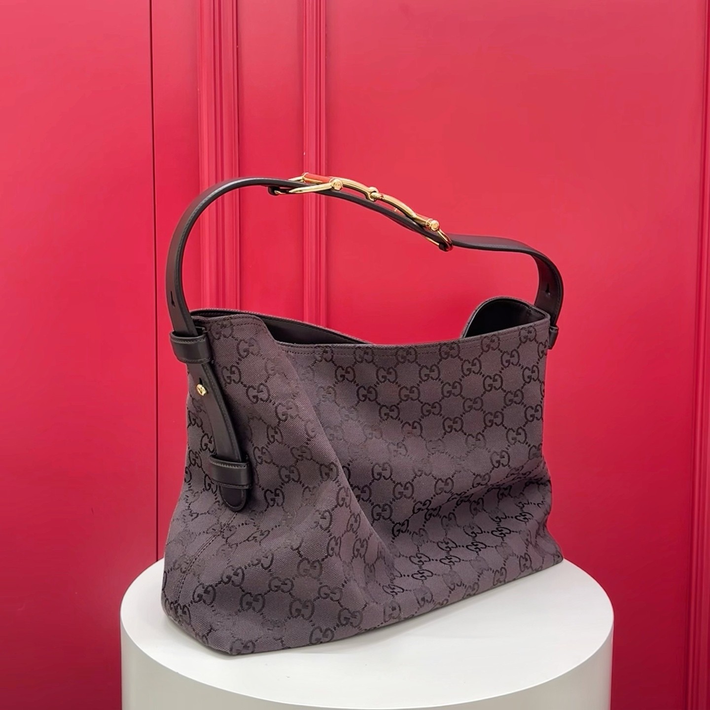 Bolso Hobo Maxi Beatrix con detalle Horsebit, lona GG beige original - Image 7