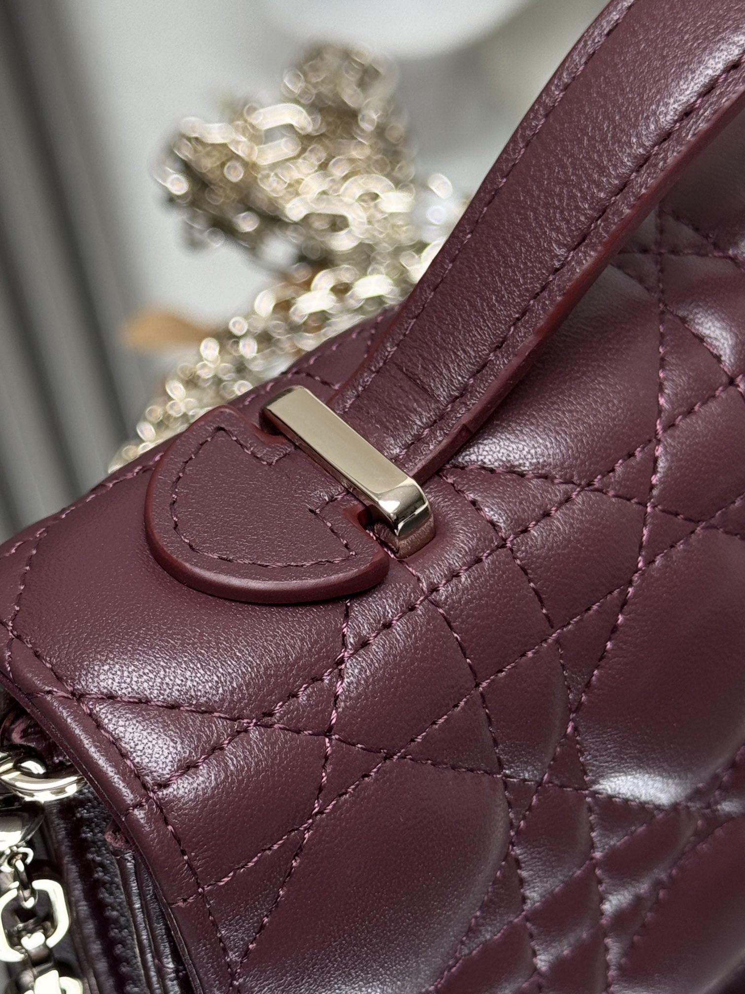 Bolso de mano Lady Dior WOC - Image 10