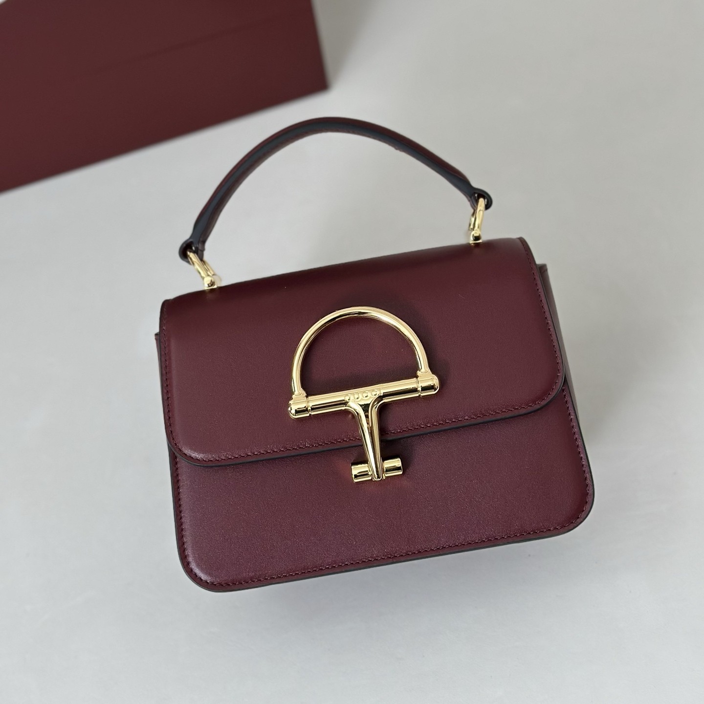 Bolso de mano bandolera pequeño Gucci Siena color burdeos - Image 10