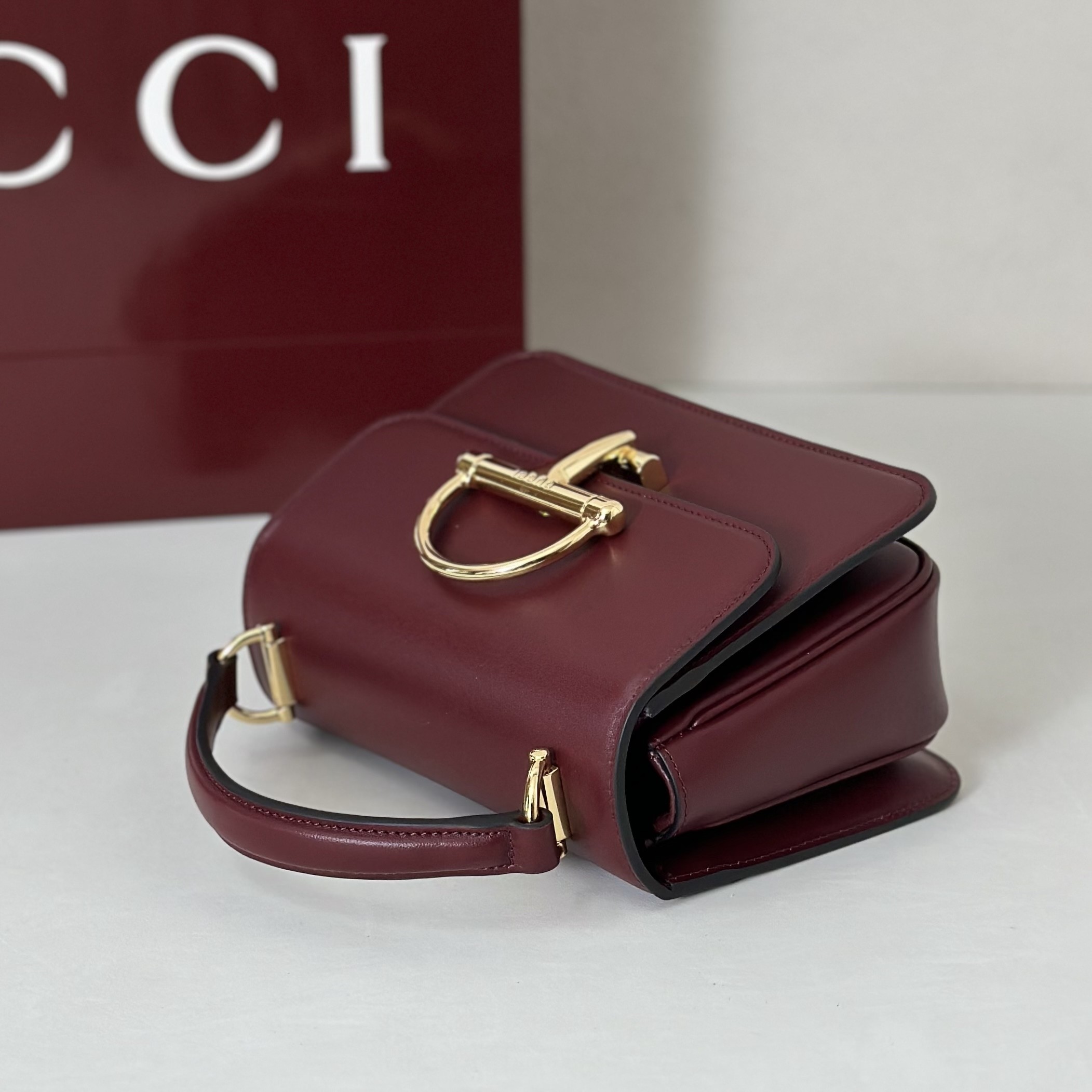 Bolso de mano bandolera pequeño Gucci Siena color burdeos - Image 2