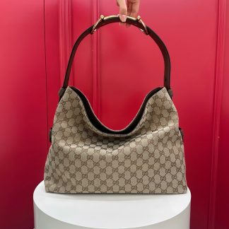 Bolso Hobo Maxi Beatrix con detalle Horsebit, lona GG beige original