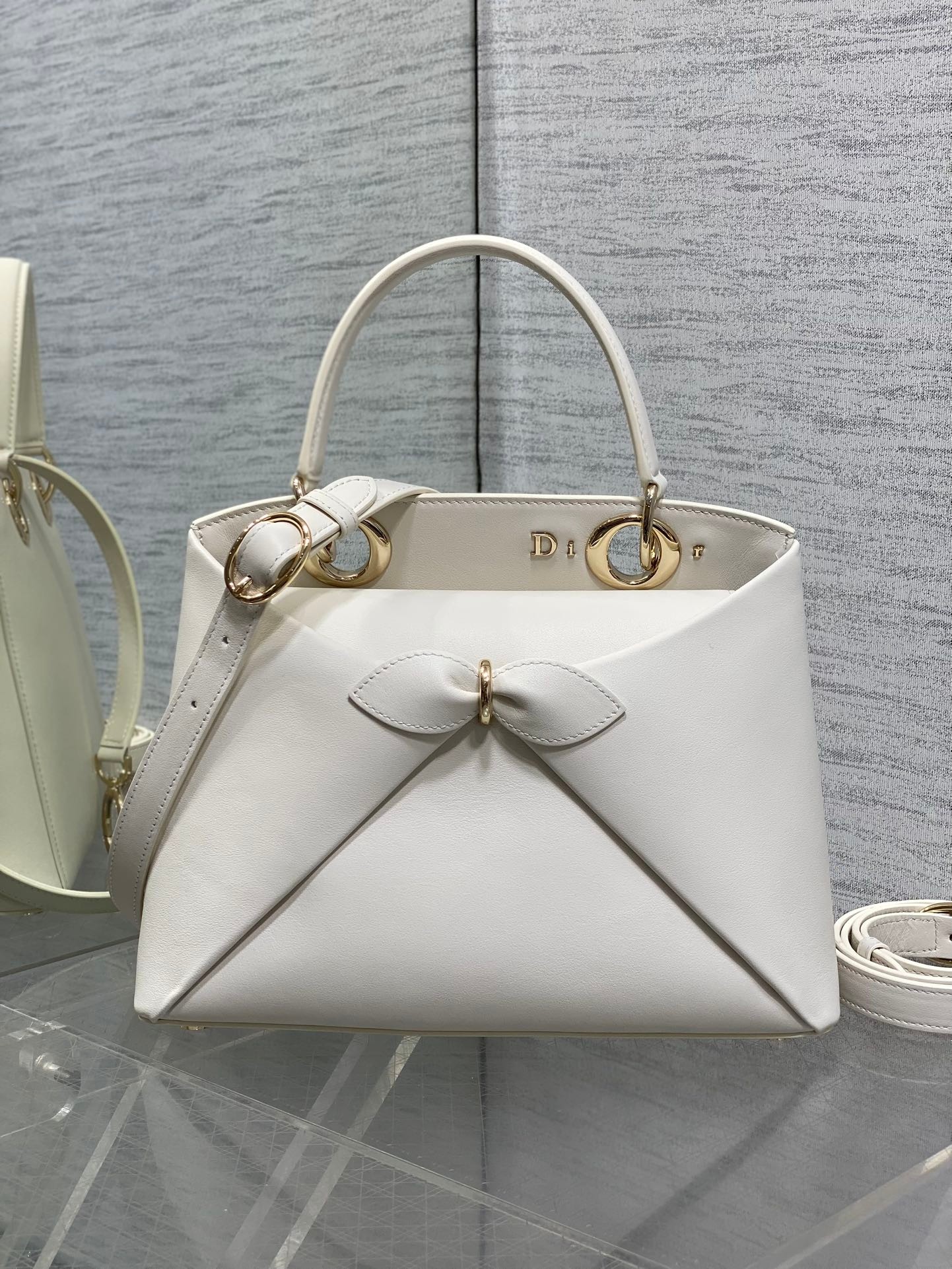 Bolso de mano de lujo Dior con lazo - Image 8