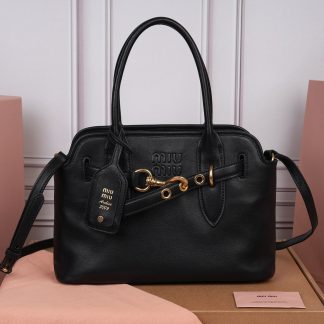 Bolsos de lujo asequibles Aventure de napa Miu Miu
