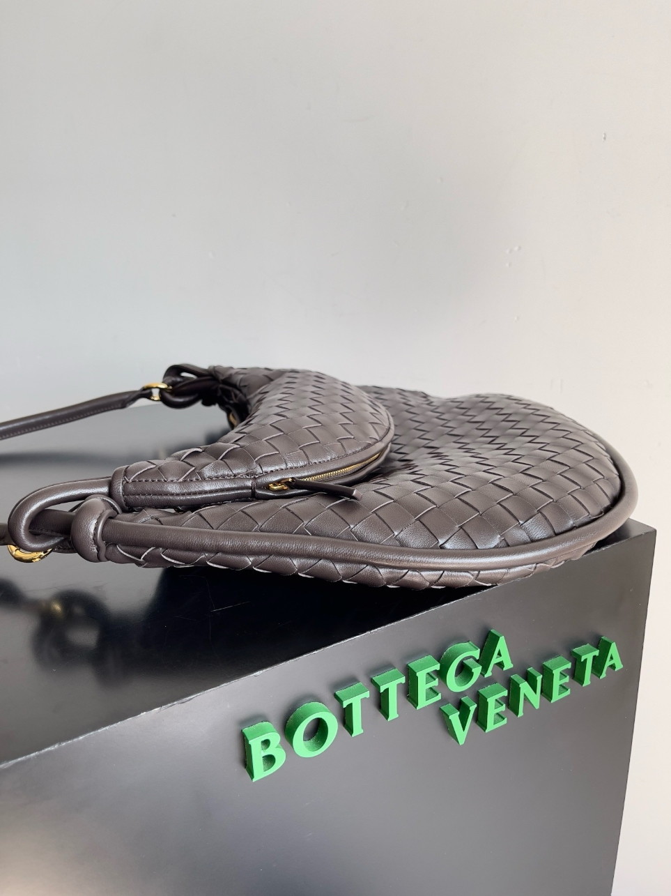 bolsos de lujo mujer Bottega Veneta Gemelli Large Bag in Fondant Intrecciato Lambskin 3 bolsos de lujo mujer Bottega Veneta Gemelli Large Bag in Fondant Intrecciato Lambskin - Image 3