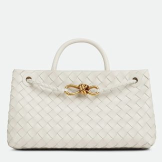 bolsos de lujo mano Bottega Veneta Andiamo Small East/West Bag in White Intrecciato Lambskin