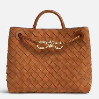 bolsos de lujo mano Bottega Veneta Andiamo Small Bag in Brown Intrecciato Suede