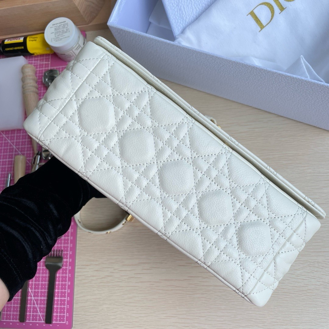 Bolso mediano Dior Montaigne - Image 10