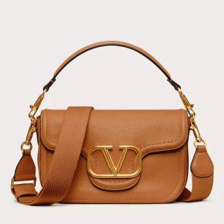 bolsos de lujo mujer Valentino Alltime Shoulder Bag in Brown Grained Leather