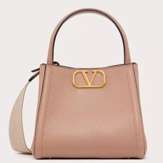 bolsos de lujo mujer Valentino Alltime Medium Bag in Poudre Grained Calfskin